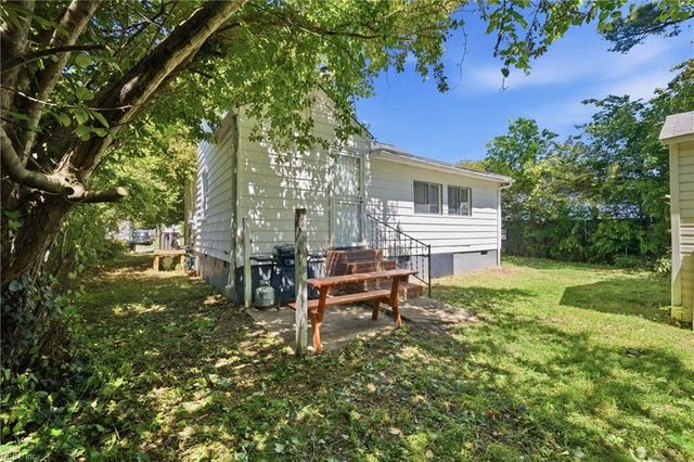 10 Brentwood DR, Hampton, VA 23669