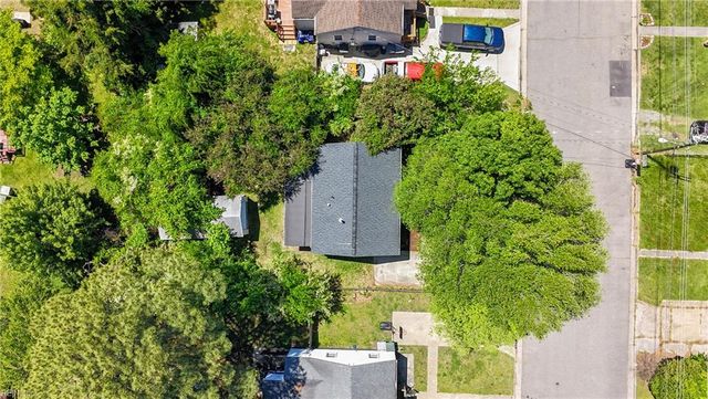 10 Brentwood DR, Hampton, VA 23669