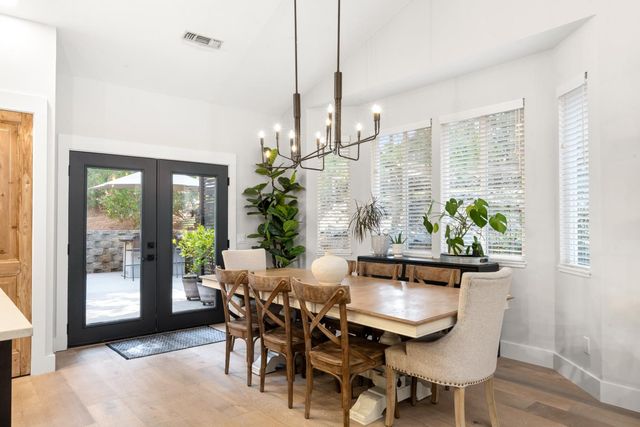 11101 Greenbriar Way, Auburn, CA 95602