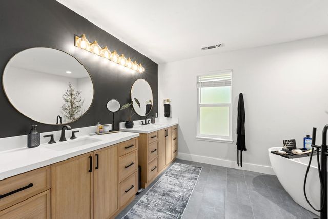11101 Greenbriar Way, Auburn, CA 95602