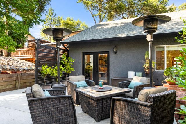 11101 Greenbriar Way, Auburn, CA 95602