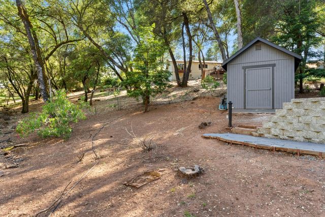 11101 Greenbriar Way, Auburn, CA 95602