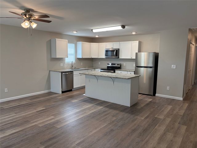 4116 W 56th Place A, Tulsa, OK 74107
