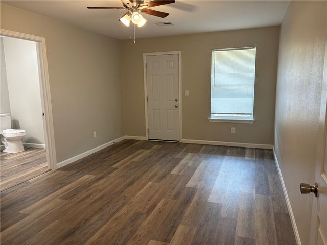 4116 W 56th Place A, Tulsa, OK 74107