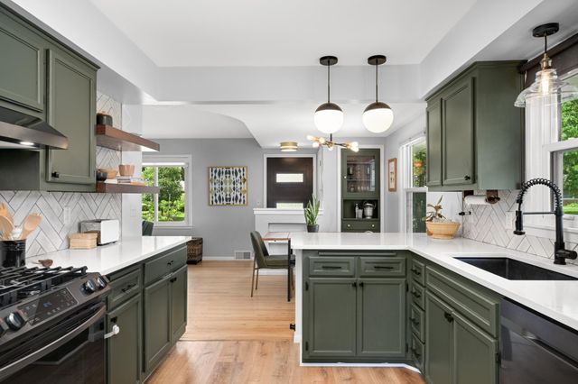 7135 17th Avenue S, Richfield, MN 55423