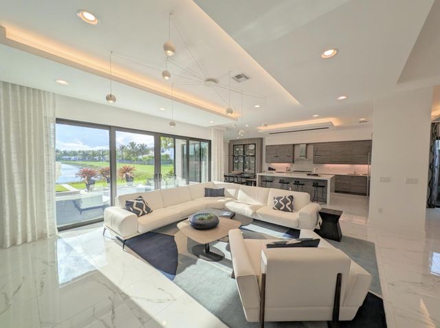 17299 Pagoda Palms Drive, Boca Raton, FL 33496