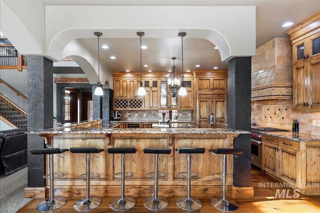 1978 N Valle Bello Way, Eagle, ID 83616