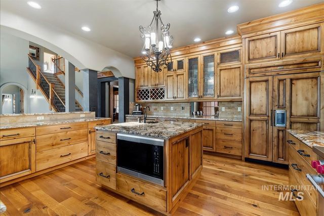 1978 N Valle Bello Way, Eagle, ID 83616