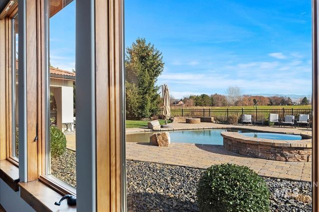 1978 N Valle Bello Way, Eagle, ID 83616