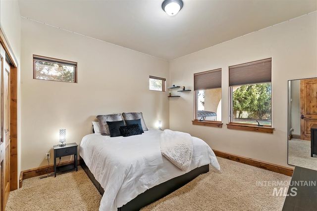 1978 N Valle Bello Way, Eagle, ID 83616