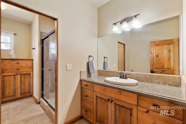 1978 N Valle Bello Way, Eagle, ID 83616