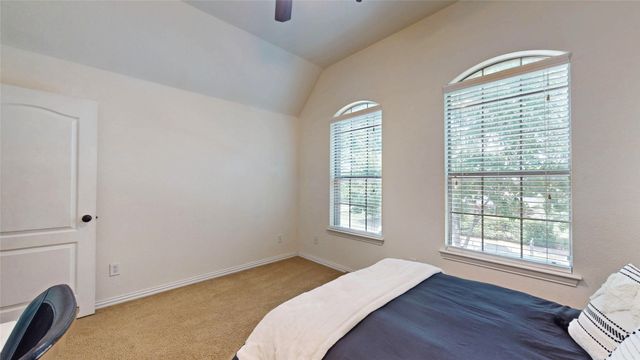 1736 Lewis Crossing Drive, Keller, TX 76248