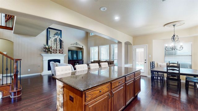 1736 Lewis Crossing Drive, Keller, TX 76248