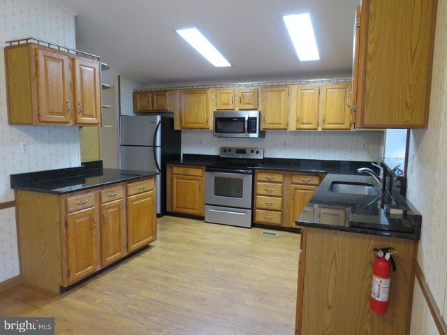 481 GOLDENROD XING W, New Hope, PA 18938