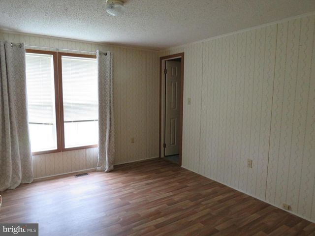481 GOLDENROD XING W, New Hope, PA 18938
