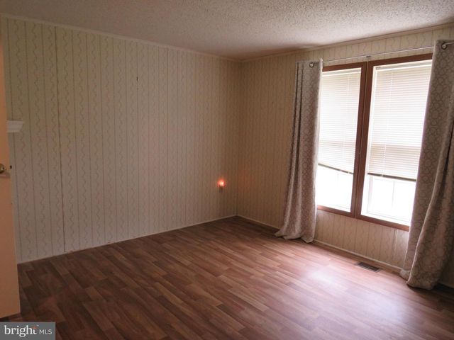 481 GOLDENROD XING W, New Hope, PA 18938