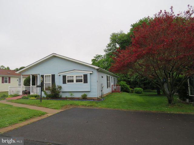 481 GOLDENROD XING W, New Hope, PA 18938