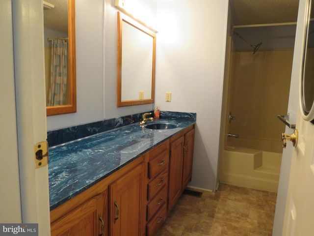 481 GOLDENROD XING W, New Hope, PA 18938