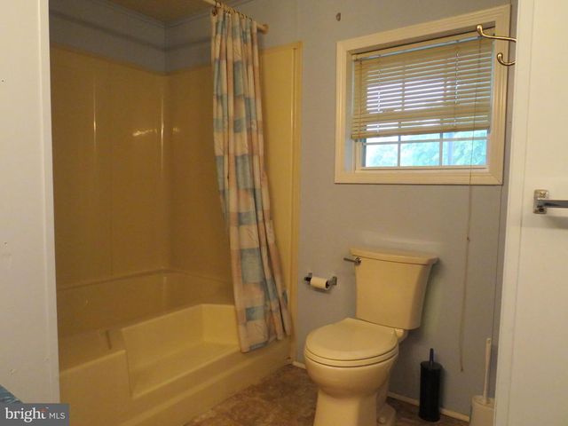 481 GOLDENROD XING W, New Hope, PA 18938