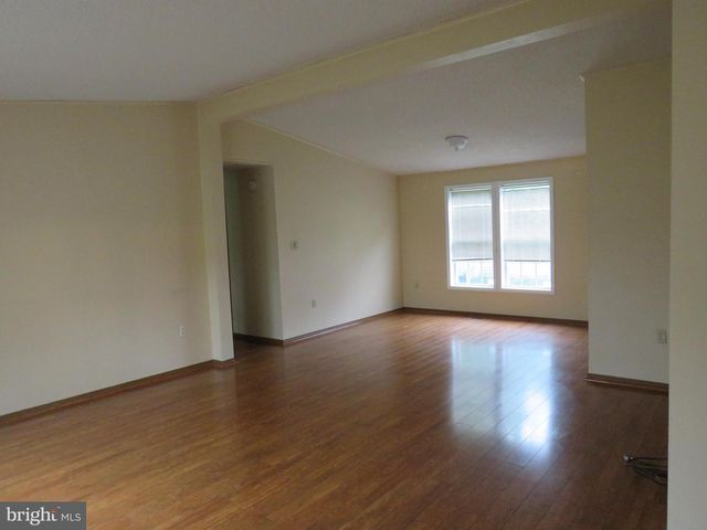 481 GOLDENROD XING W, New Hope, PA 18938