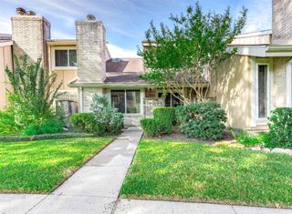 11609 Village Place Drive, Houston, TX 77077