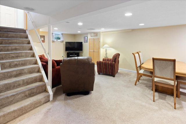 8805 Club Road, Saint Louis Park, MN 55426