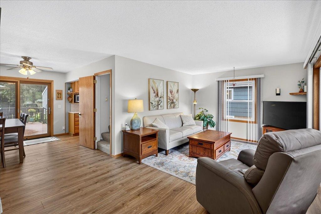 8805 Club Road, Saint Louis Park, MN 55426 — photo 2