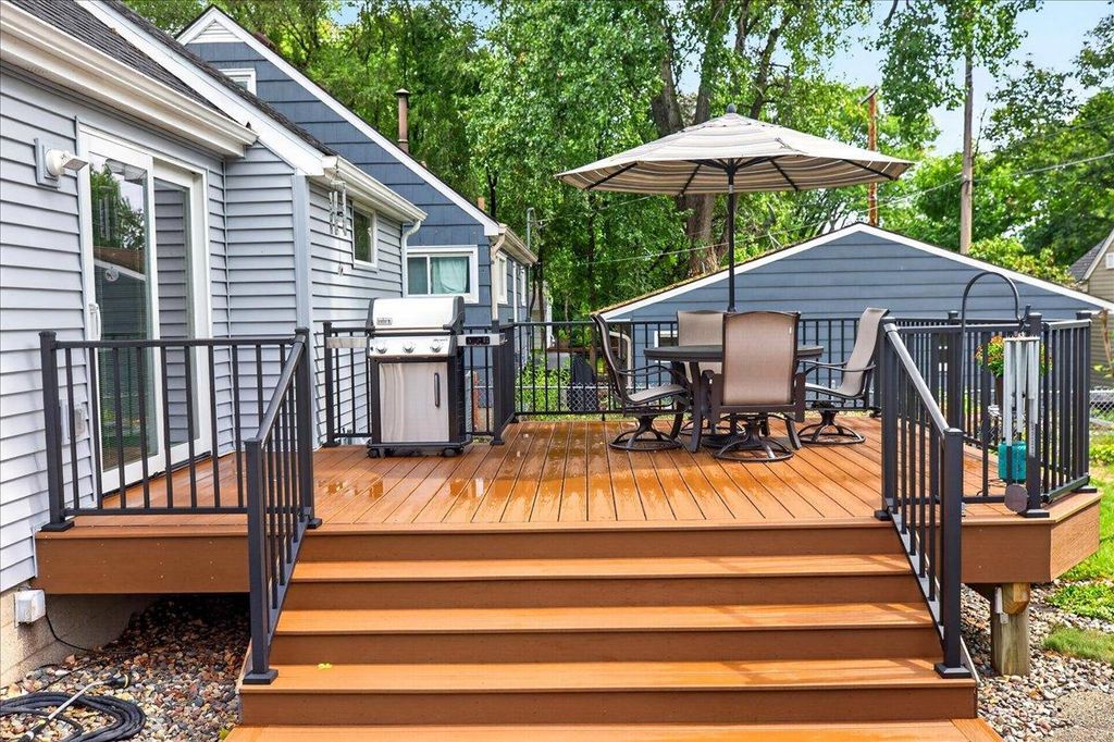 8805 Club Road, Saint Louis Park, MN 55426 — photo 4