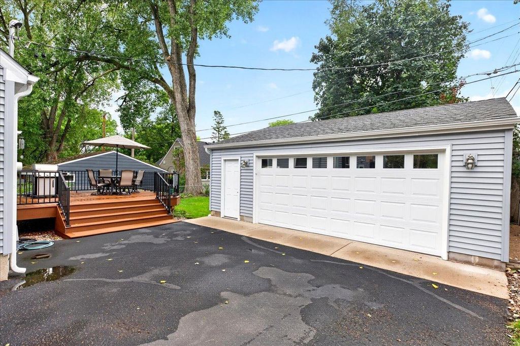 8805 Club Road, Saint Louis Park, MN 55426 — photo 5