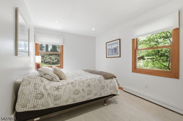 123 Old Clinton Rd, Raritan Twp., NJ 08822