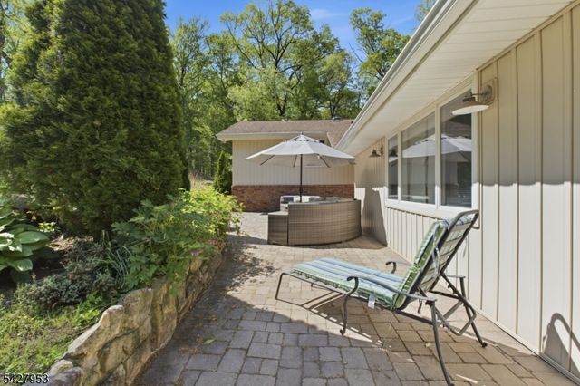 123 Old Clinton Rd, Raritan Twp., NJ 08822