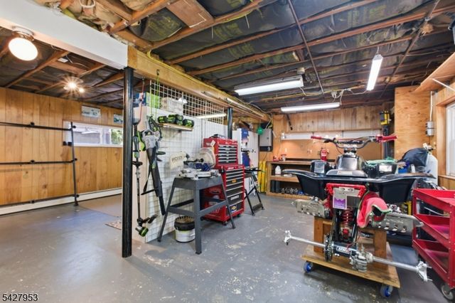 123 Old Clinton Rd, Raritan Twp., NJ 08822