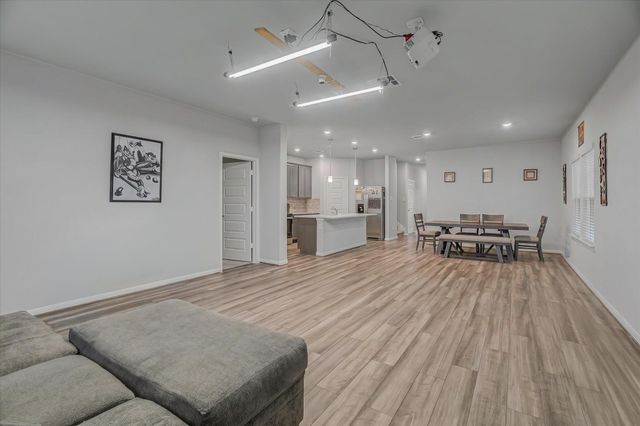 6918 Lebec Dr, Rosharon, TX 77583