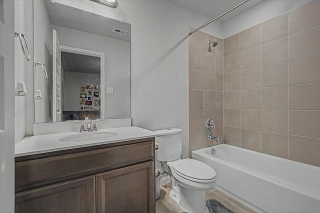 6918 Lebec Dr, Rosharon, TX 77583
