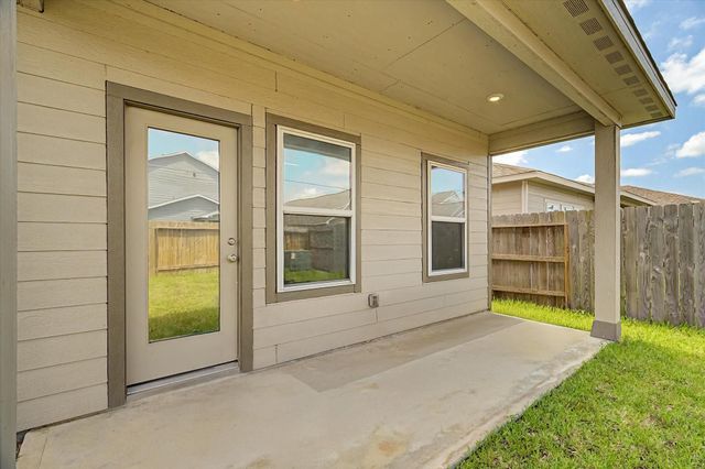 6918 Lebec Dr, Rosharon, TX 77583