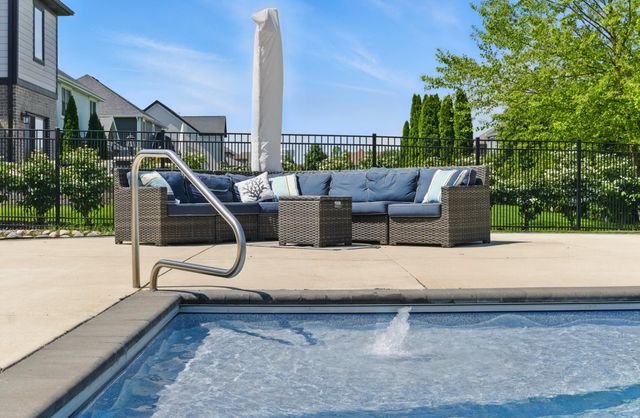 10328 Silver Maple Drive, St. John, IN 46373