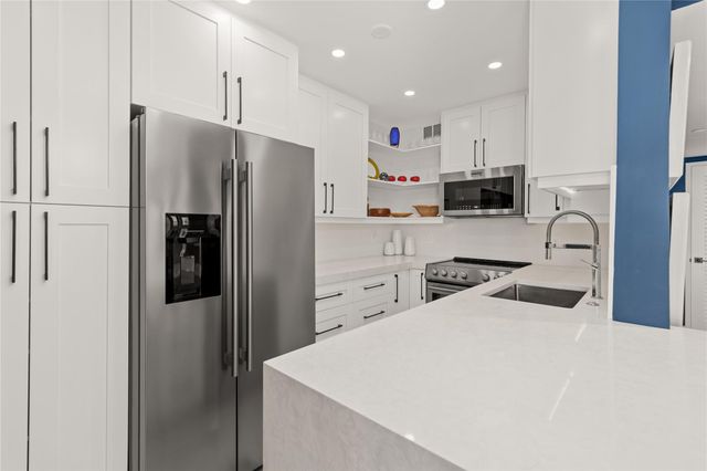 888 Intracoastal Dr 11, Fort Lauderdale, FL 33304