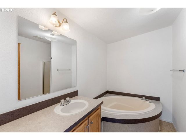 151 RUSSELLS TIMBER Ln, Carson, WA 98610