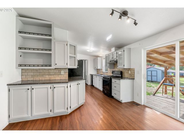 151 RUSSELLS TIMBER Ln, Carson, WA 98610