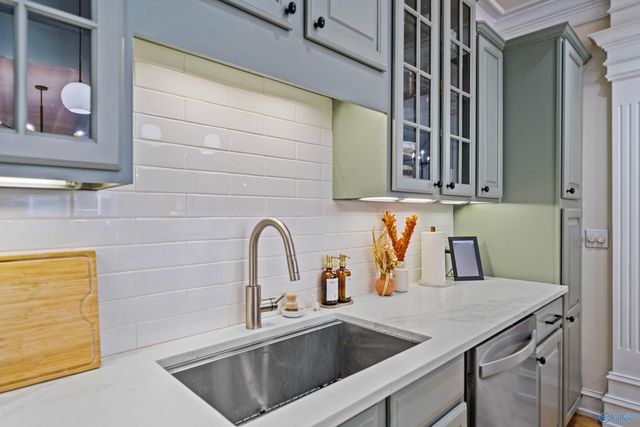 2023 Vanderbilt Drive, Huntsville, AL 35801