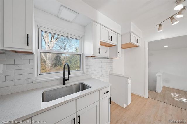 41190 Savage Road, Van Buren, MI 48111