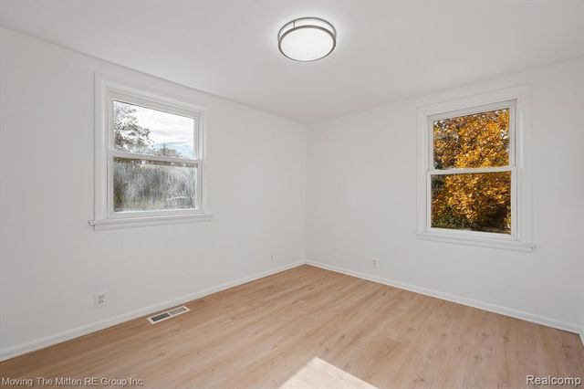 41190 Savage Road, Van Buren, MI 48111