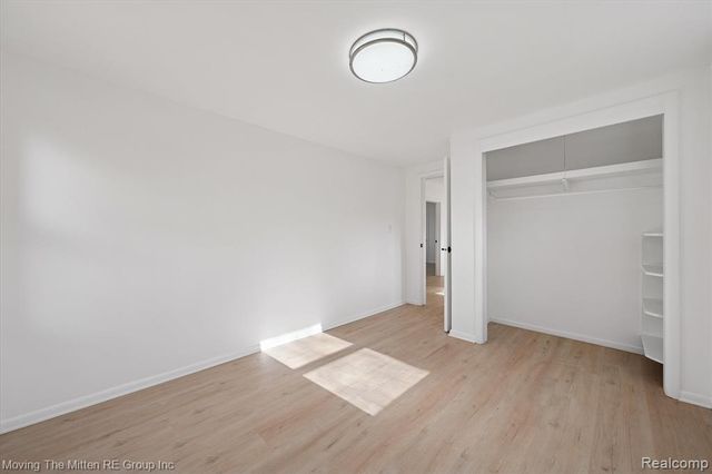 41190 Savage Road, Van Buren, MI 48111