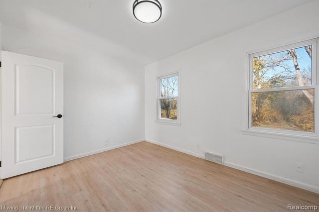 41190 Savage Road, Van Buren, MI 48111