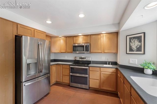 509 W Cheyenne Road, Colorado Springs, CO 80906