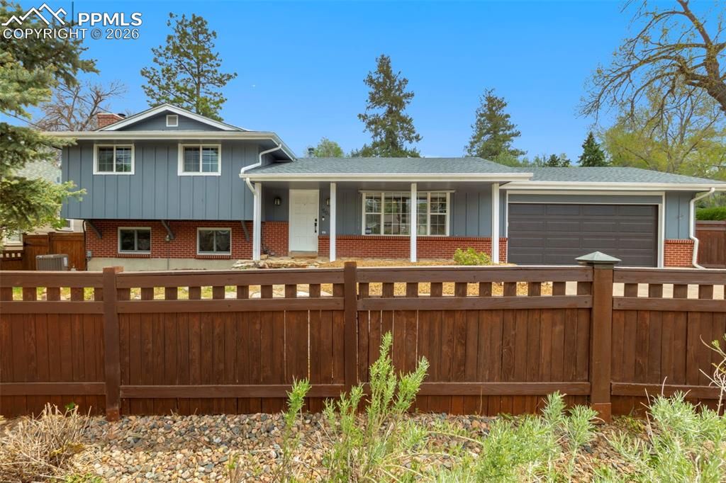 509 W Cheyenne Road, Colorado Springs, CO 80906