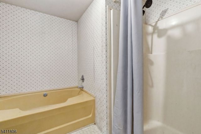 191 Millbrook Rd, Hardwick Twp., NJ 07825