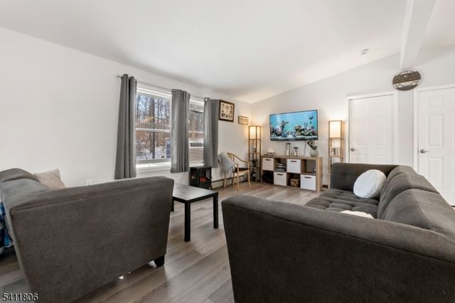 191 Millbrook Rd, Hardwick Twp., NJ 07825