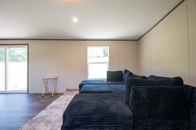 306 Godbey Road, Bethelridge, KY 42516