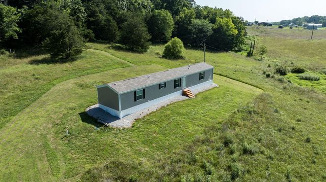 306 Godbey Road, Bethelridge, KY 42516